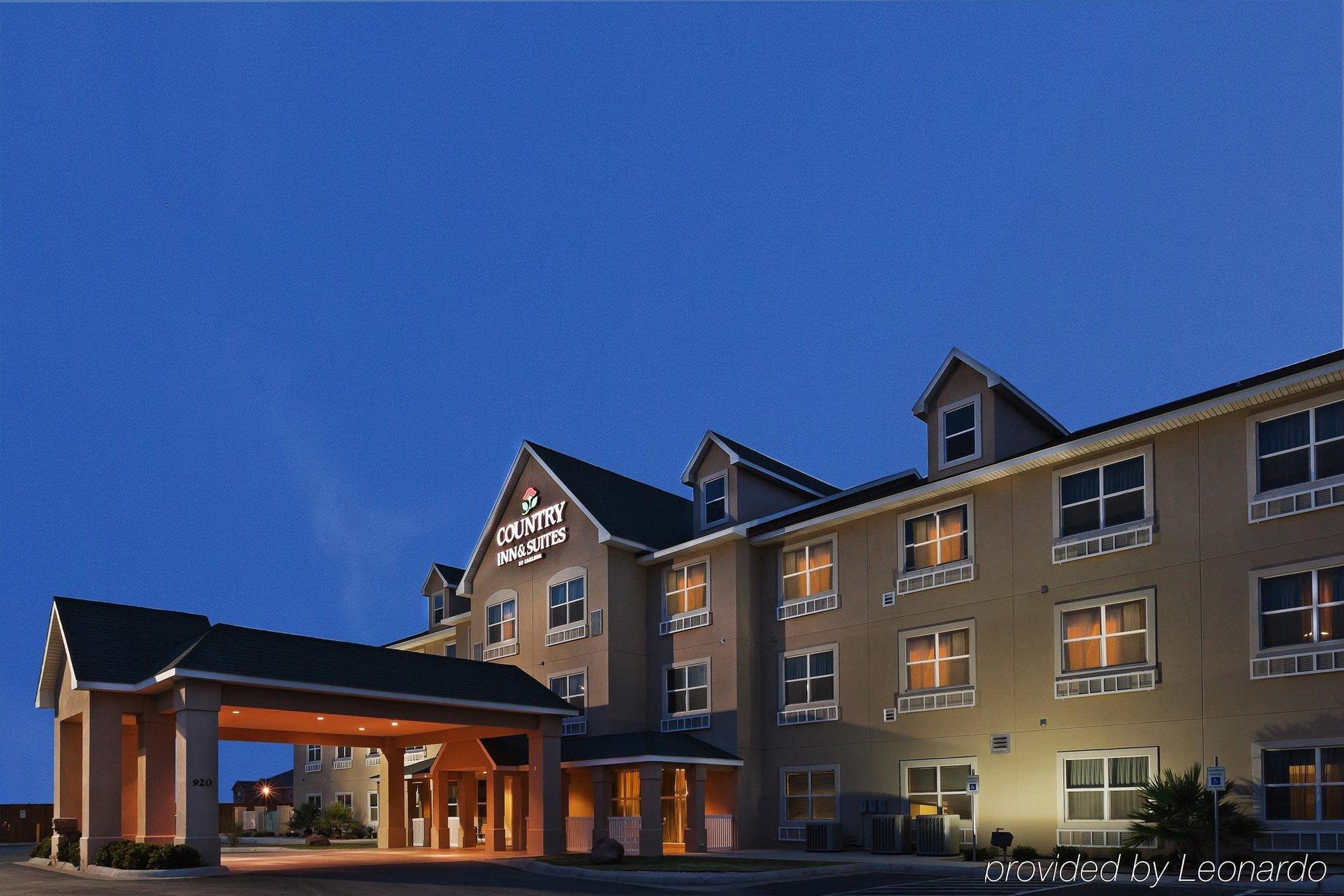 Red Roof Inn & Suites Midland Bagian luar foto