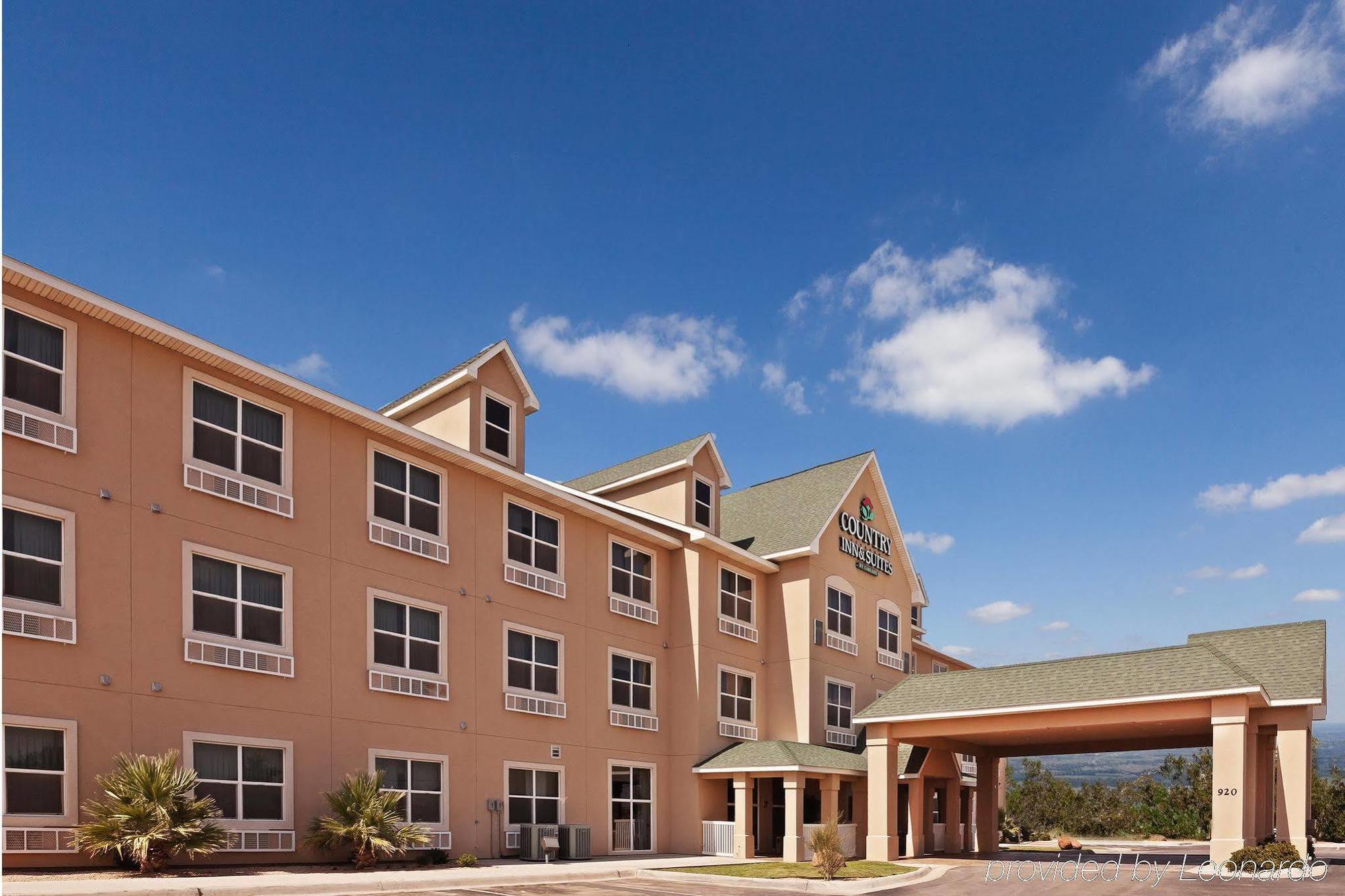 Red Roof Inn & Suites Midland Bagian luar foto